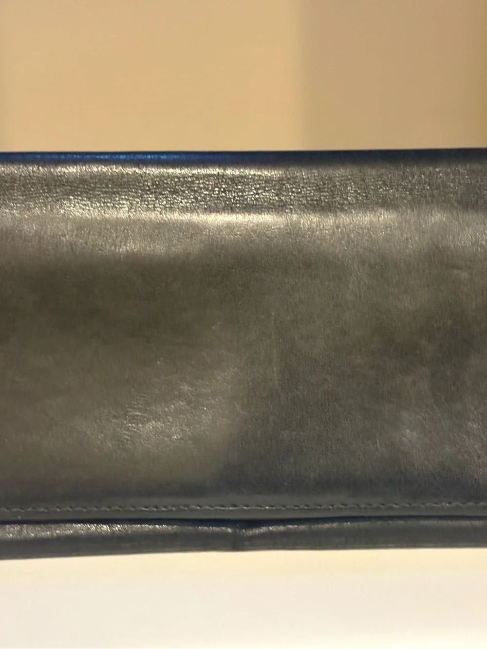 Vintage Gucci black leather continental wallet
